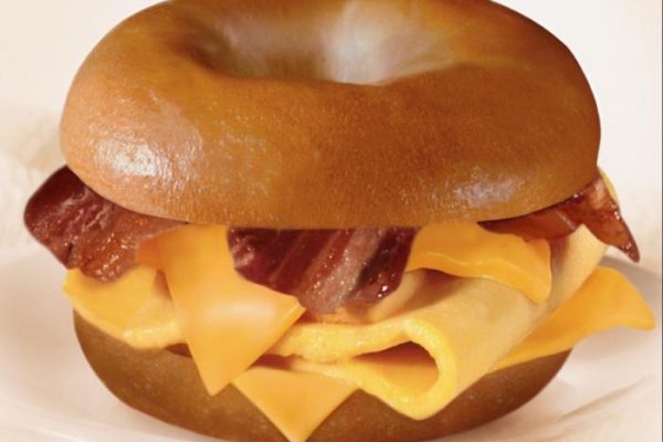 Bacon egg cheese bagel dunkin donuts nutrition