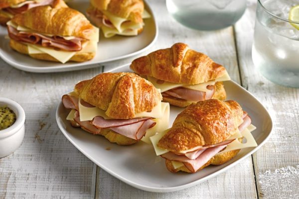 Ham and cheese croissant nutrition