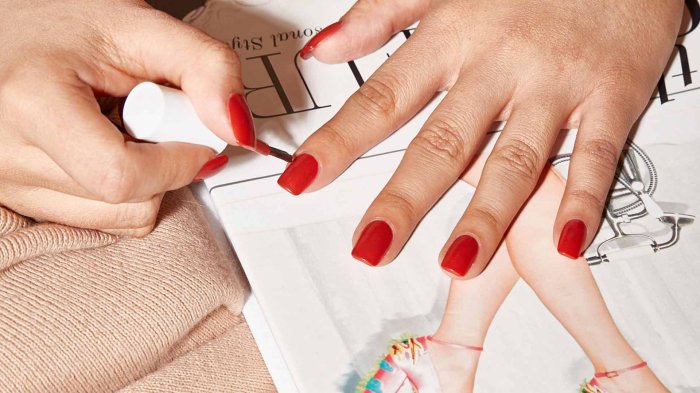 How long should you keep nail polish